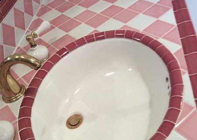 Vintage Bathroom Tile-Countertop Cleaning and Sealing